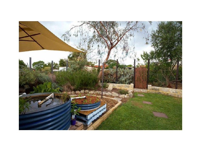 54 Coolbellup Avenue, Coolbellup WA 6163