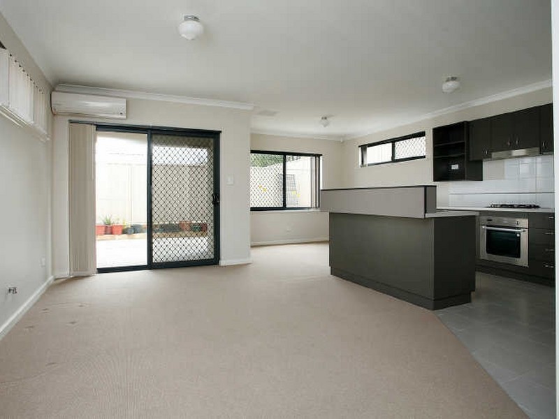 27 Merian Close, Bentley WA 6102