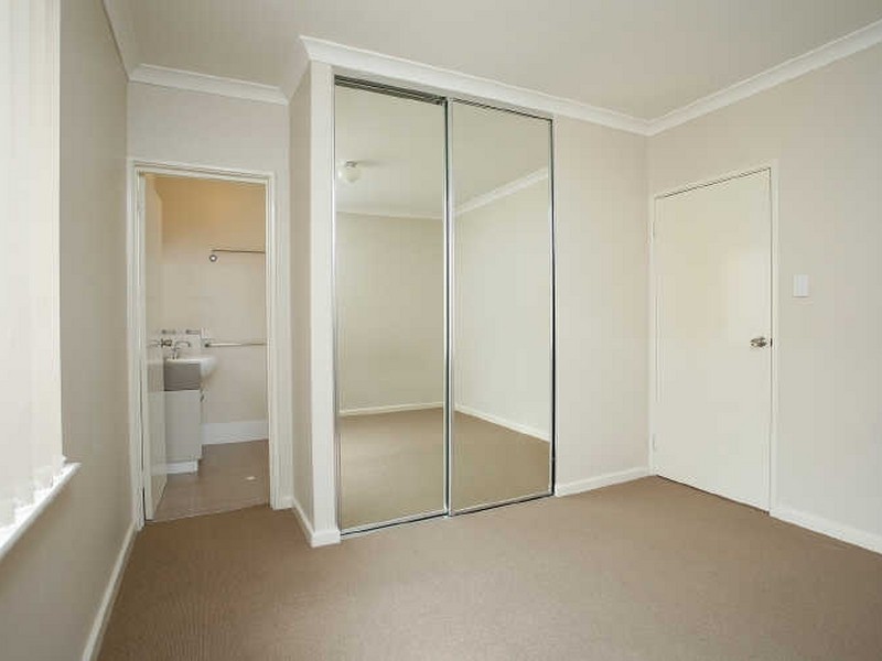 27 Merian Close, Bentley WA 6102