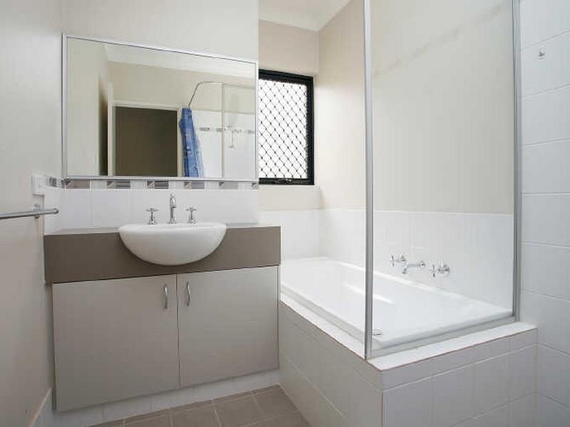 27 Merian Close, Bentley WA 6102