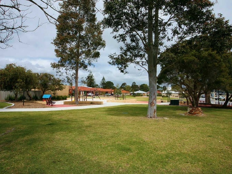 27 Merian Close, Bentley WA 6102