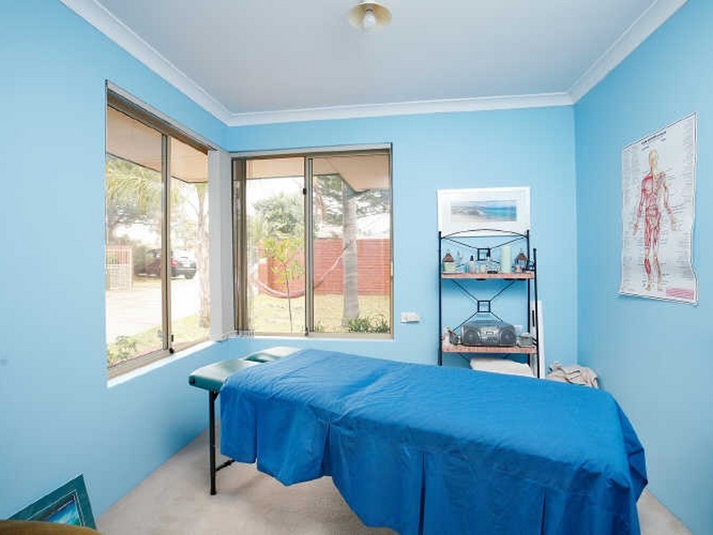 20 Sandover Crescent, Winthrop WA 6150