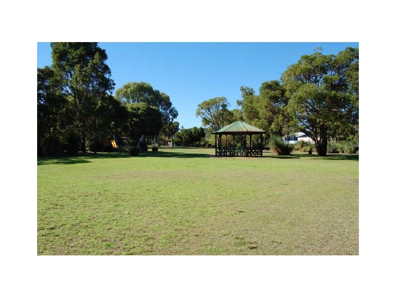 50 Milroy Street, Willagee WA 6156