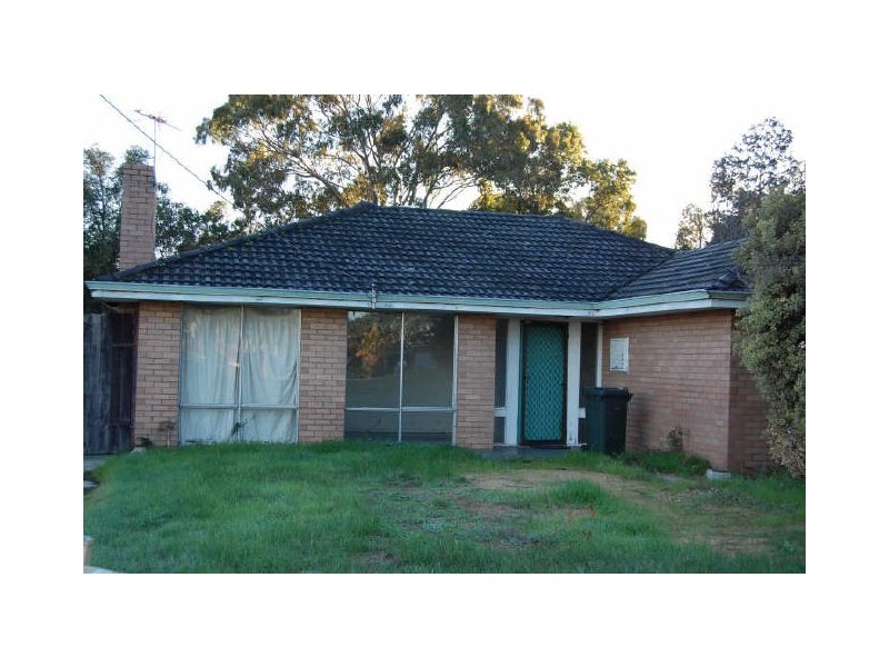 7 Richard Place, Orelia WA 6167