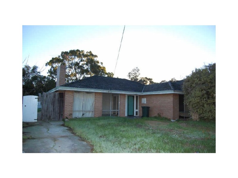 7 Richard Place, Orelia WA 6167