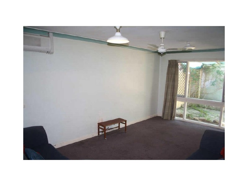 6 Harfleur Place, Hamilton Hill WA 6163