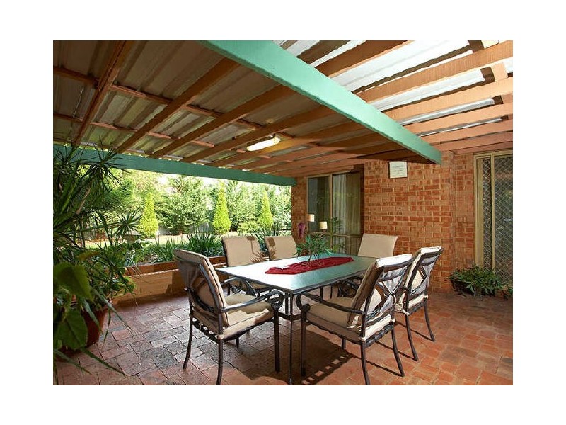 2 Foxcroft Court, Kardinya WA 6163