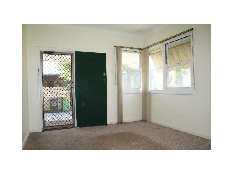 13 Coolbellup Avenue, Coolbellup WA 6163