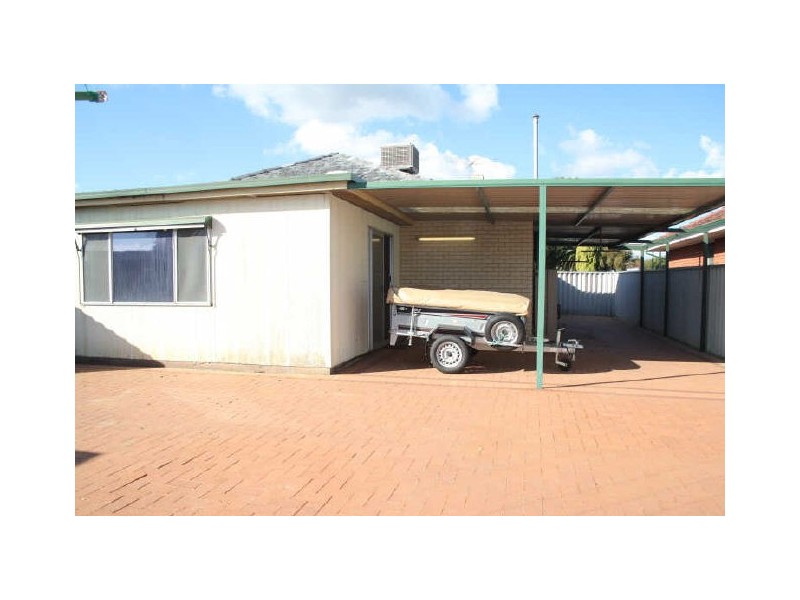 13 Coolbellup Avenue, Coolbellup WA 6163