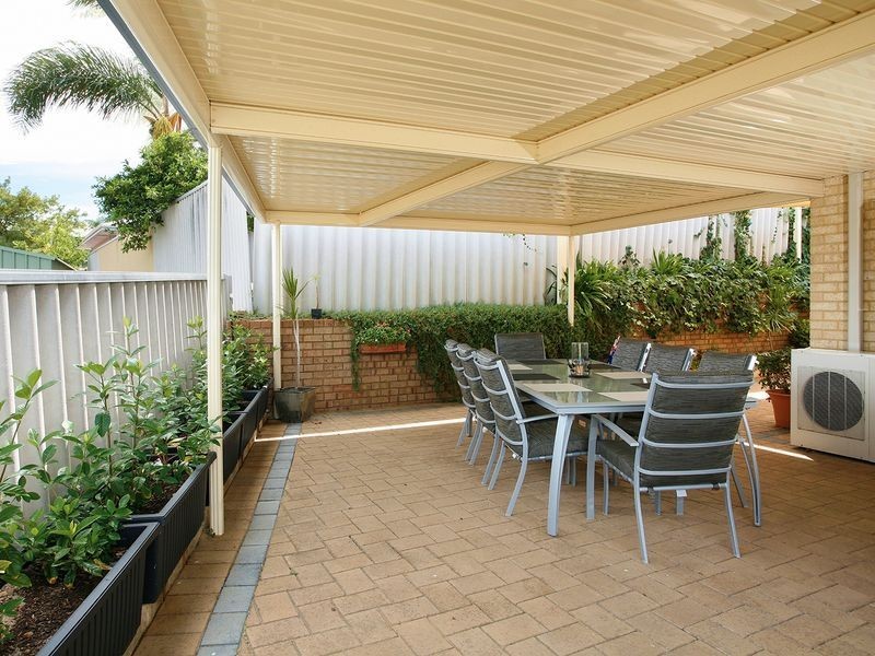 65 Crossland Way, Kardinya WA 6163
