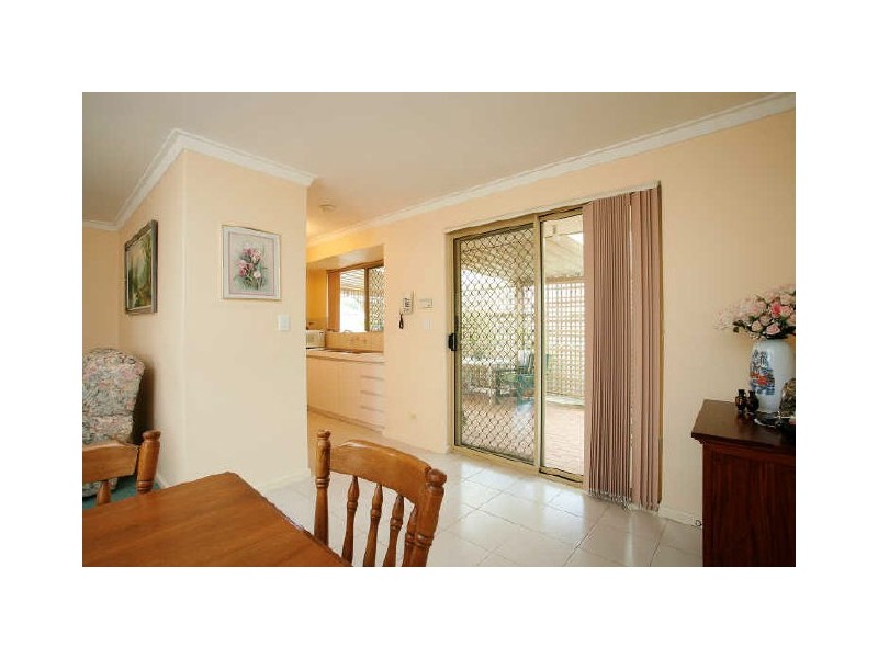 2/99 Simpson Avenue, Rockingham WA 6168