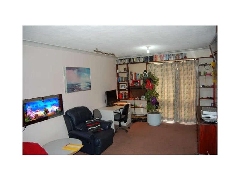 10 Harfleur Place, Hamilton Hill WA 6163