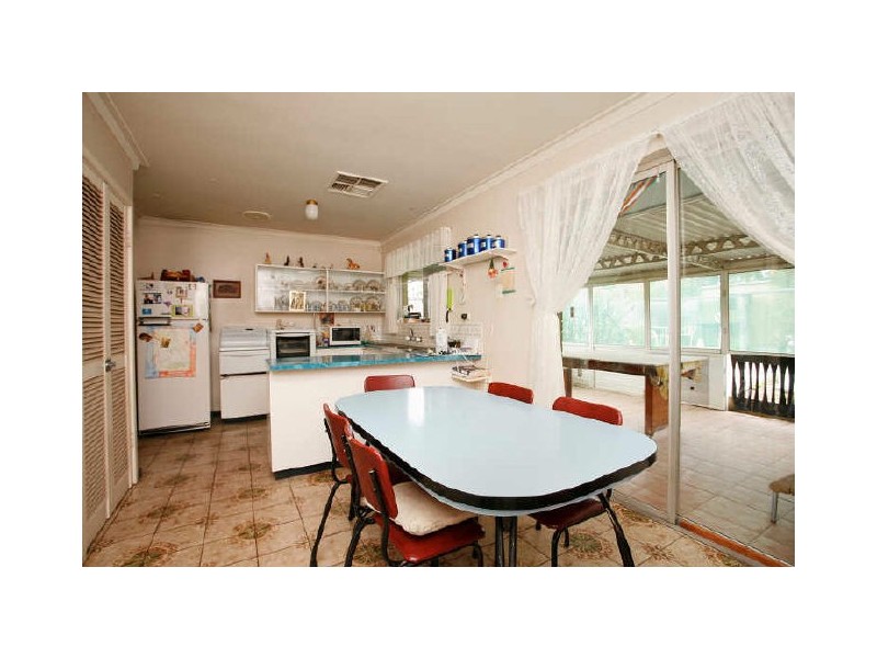 8 Kidson Street, Kardinya WA 6163