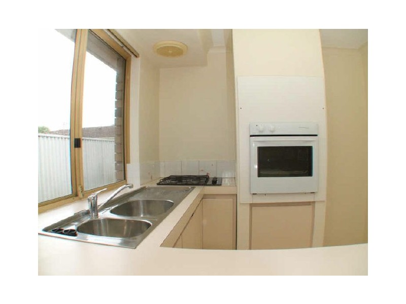 11/1-3 Stanbury Place, Kardinya WA 6163