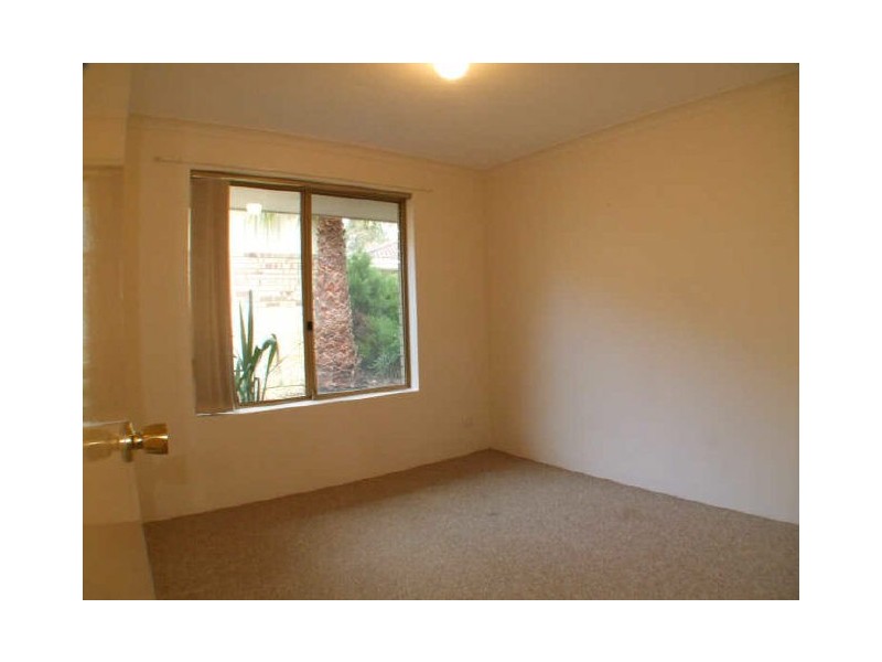 11/1-3 Stanbury Place, Kardinya WA 6163