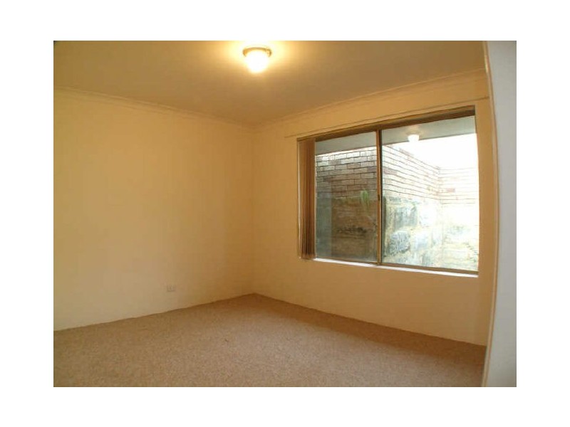 11/1-3 Stanbury Place, Kardinya WA 6163