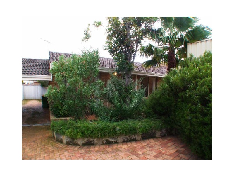 11/1-3 Stanbury Place, Kardinya WA 6163