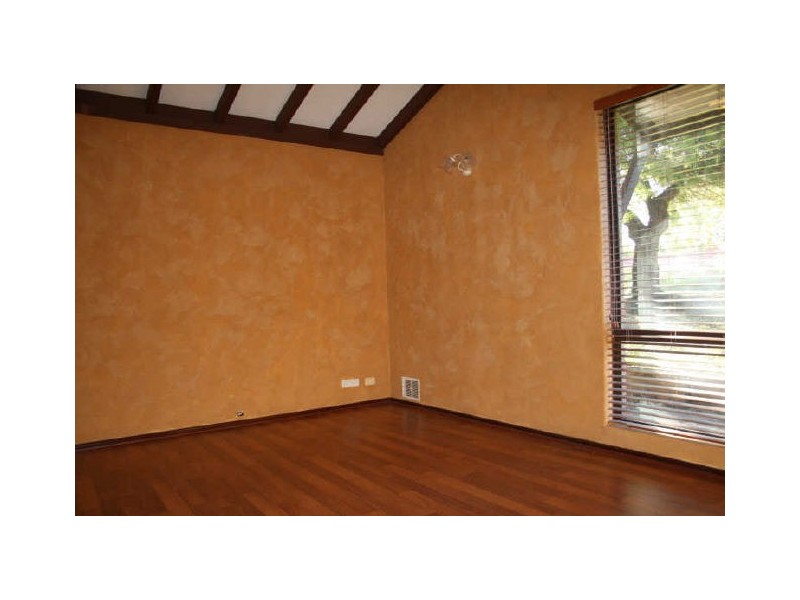 10 Kestrel Way, Yangebup WA 6164