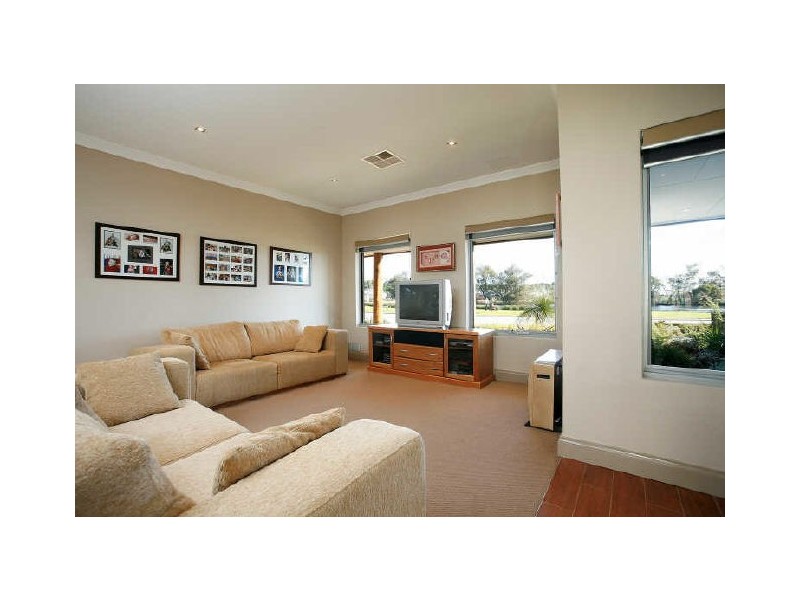 87 Aurora Drive, Atwell WA 6164