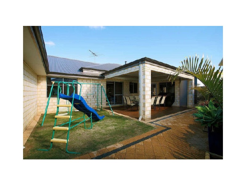 87 Aurora Drive, Atwell WA 6164