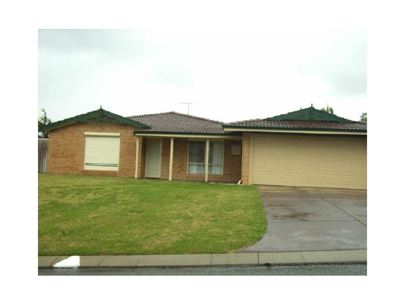 4 Dover Place, Yangebup WA 6164