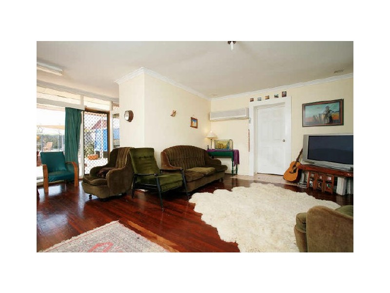 76 York Street, Beaconsfield WA 6162