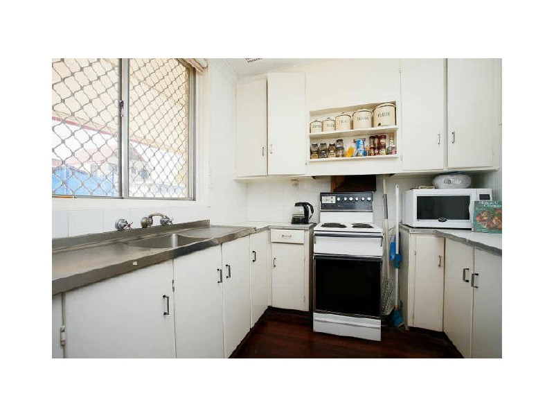 76 York Street, Beaconsfield WA 6162