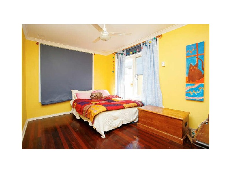 76 York Street, Beaconsfield WA 6162