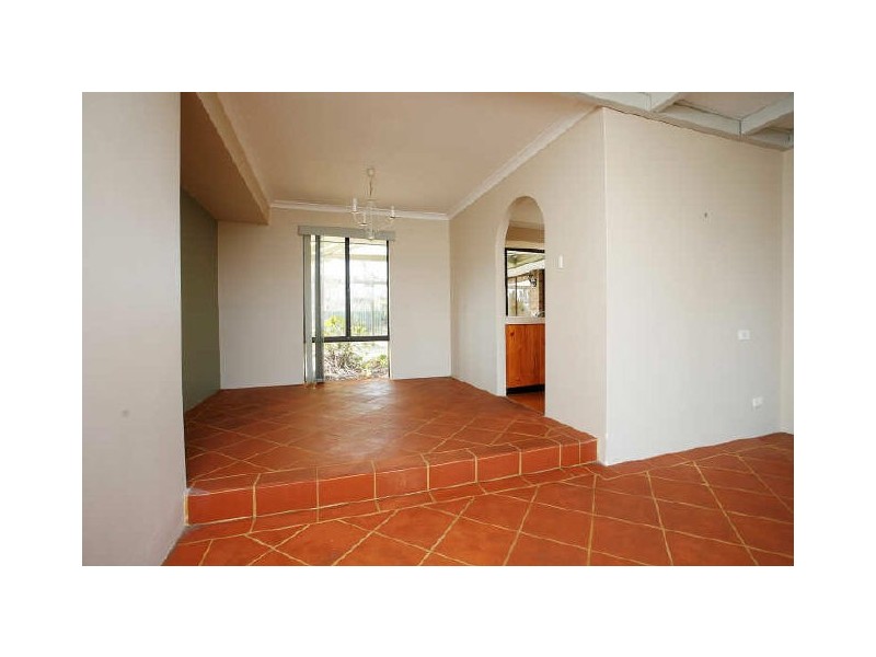 9 Wellesley Way, Samson WA 6163