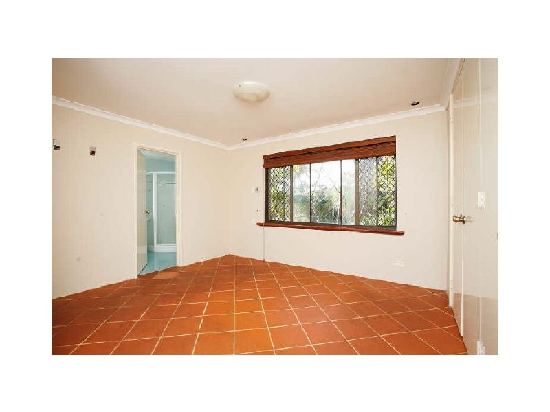 9 Wellesley Way, Samson WA 6163