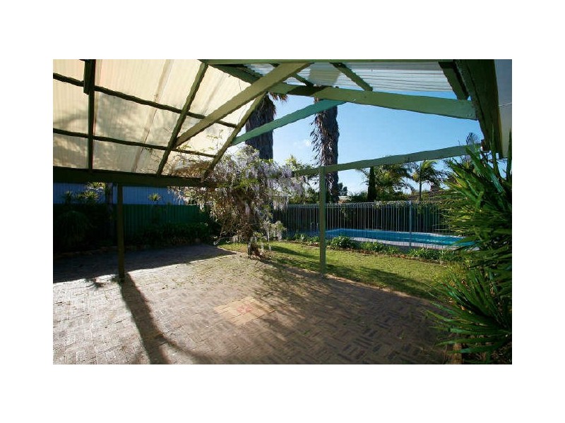 9 Wellesley Way, Samson WA 6163
