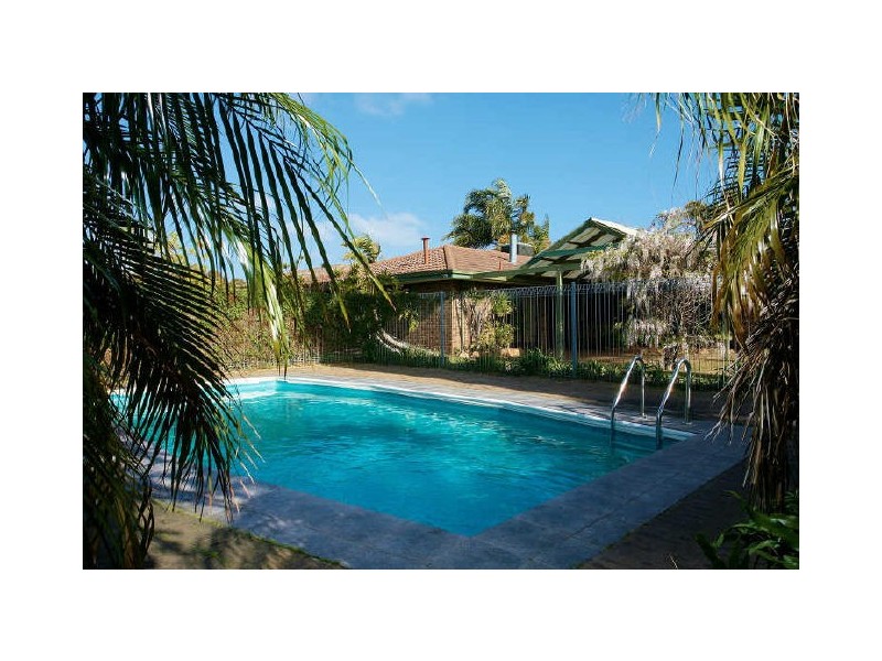9 Wellesley Way, Samson WA 6163