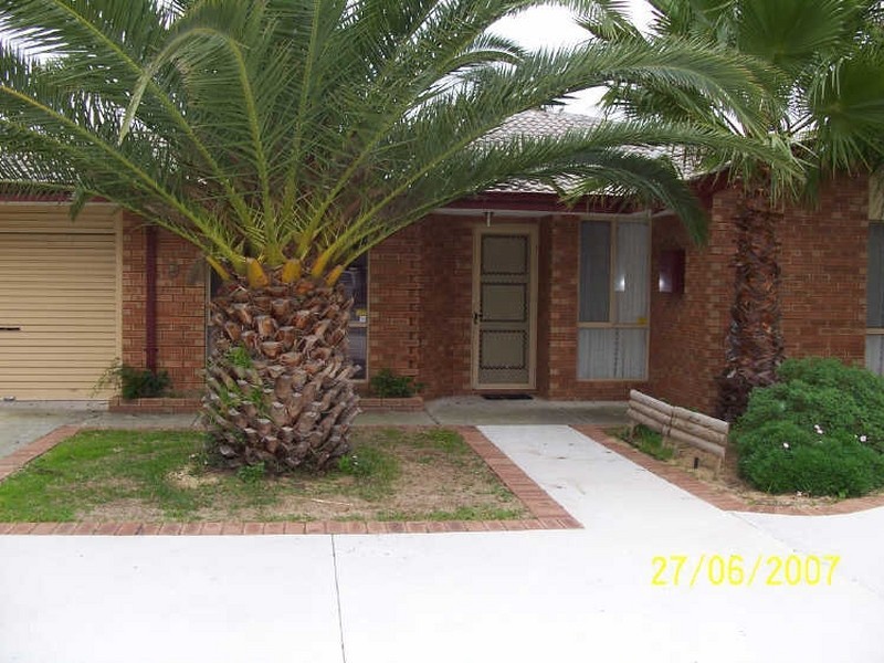 9 Alocasia Close, South Lake WA 6164