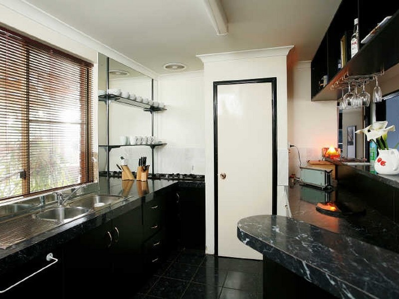 9 Alocasia Close, South Lake WA 6164