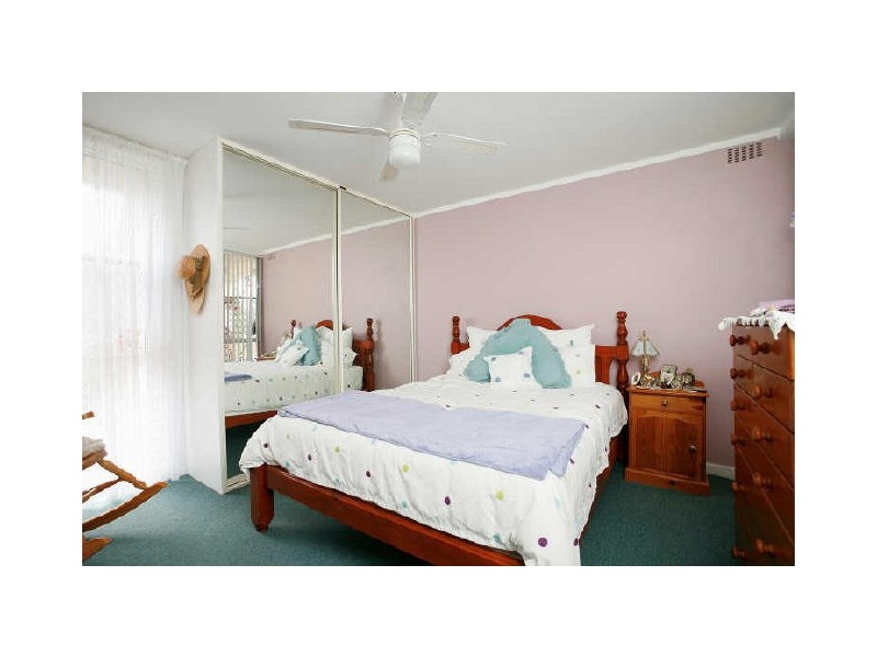 29/2 Pengilly Road, Orelia WA 6167