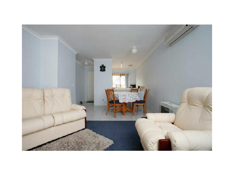 28/35 Winnacott Street, Willagee WA 6156