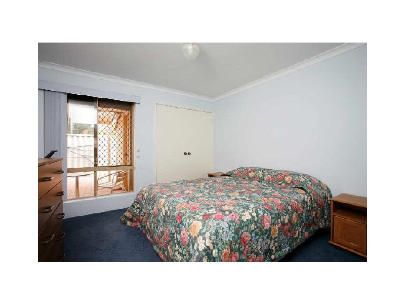 28/35 Winnacott Street, Willagee WA 6156