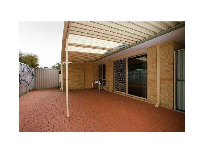 28/35 Winnacott Street, Willagee WA 6156