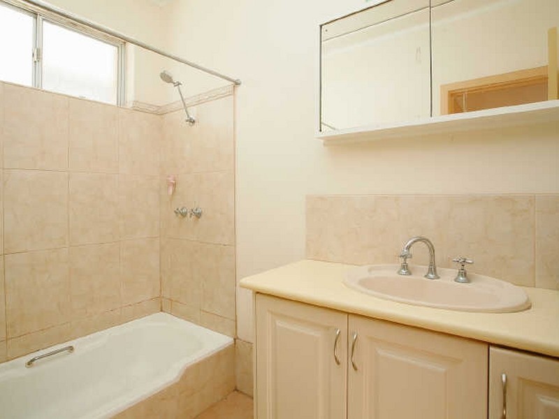 5A Duffield Avenue, Beaconsfield WA 6162