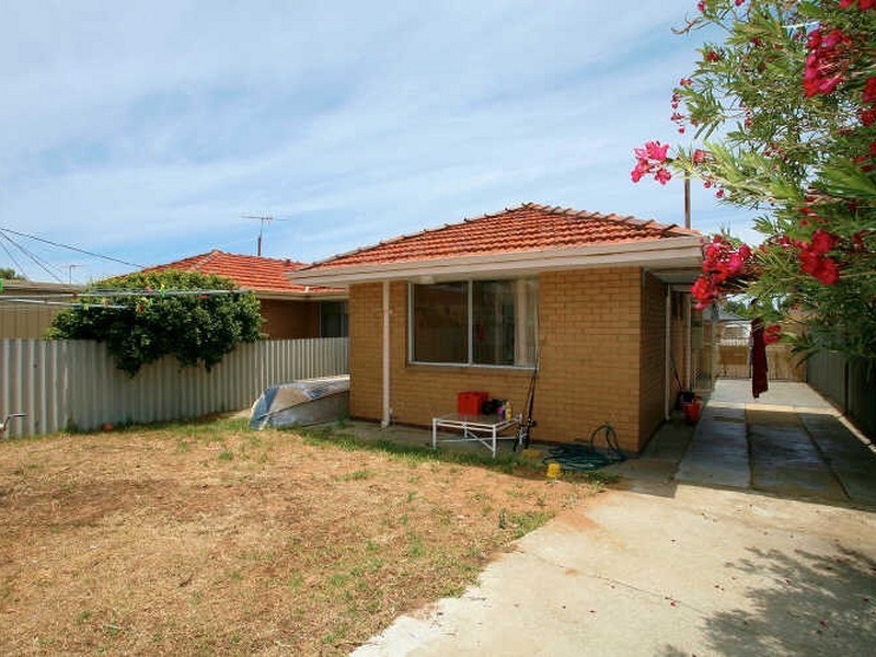 5A Duffield Avenue, Beaconsfield WA 6162