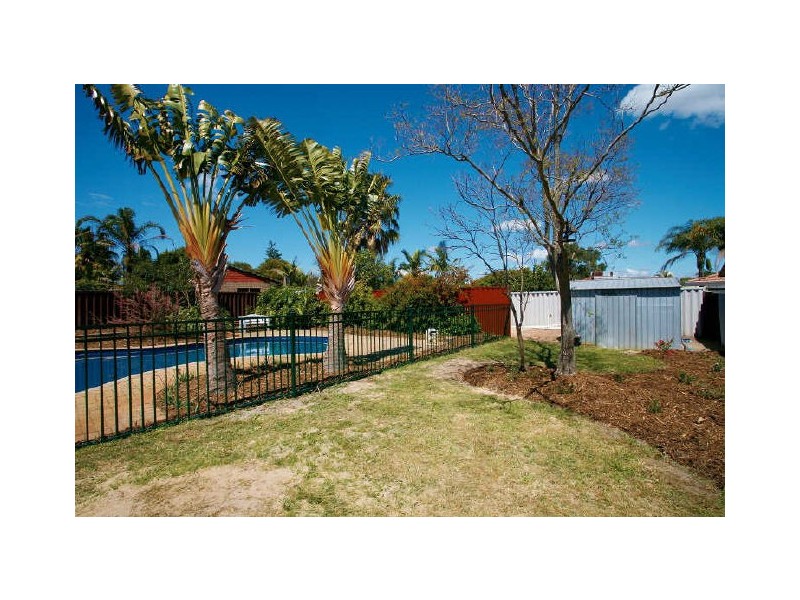 32 Moondarra Circle, South Lake WA 6164