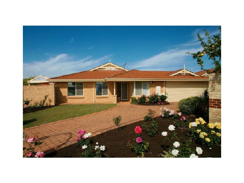 1/176A Forest Lakes Drive, Thornlie WA 6108