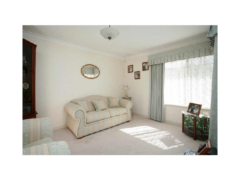 1/176A Forest Lakes Drive, Thornlie WA 6108