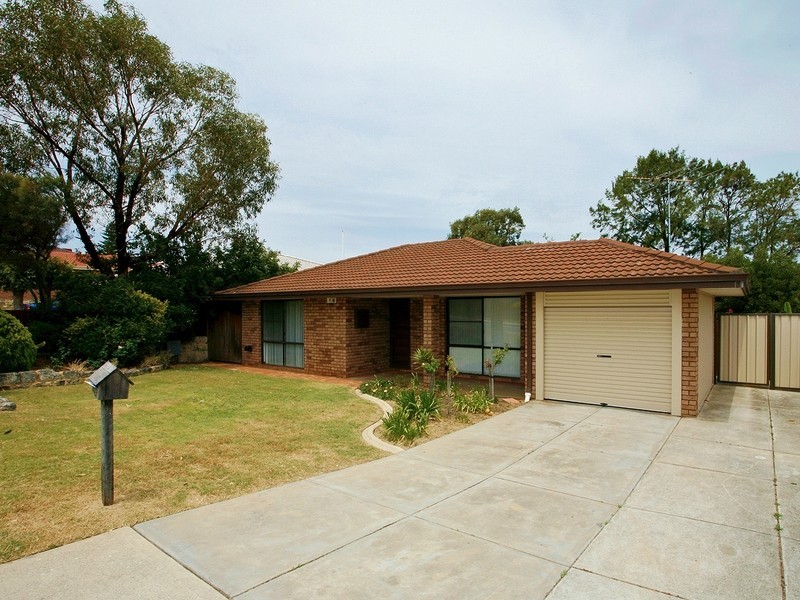 73 Barrington Street, Munster WA 6166