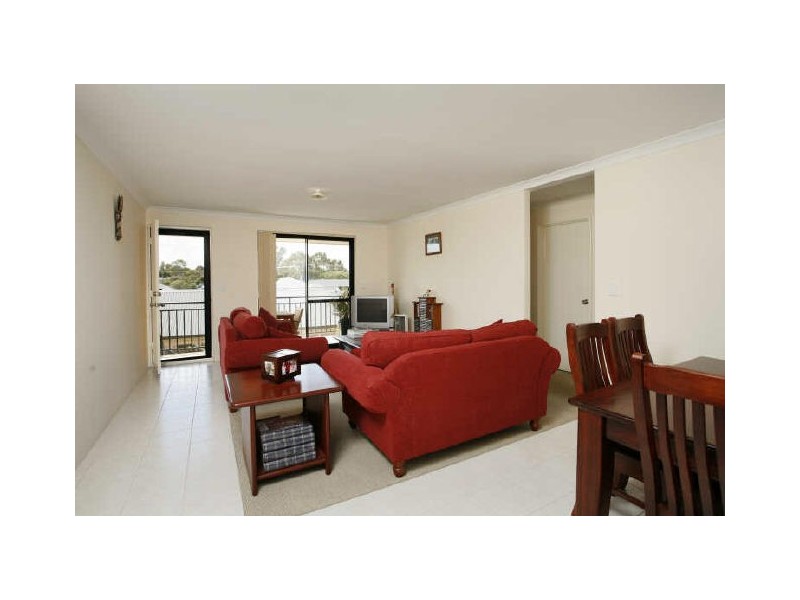 12/89 Forrest Road, Hamilton Hill WA 6163