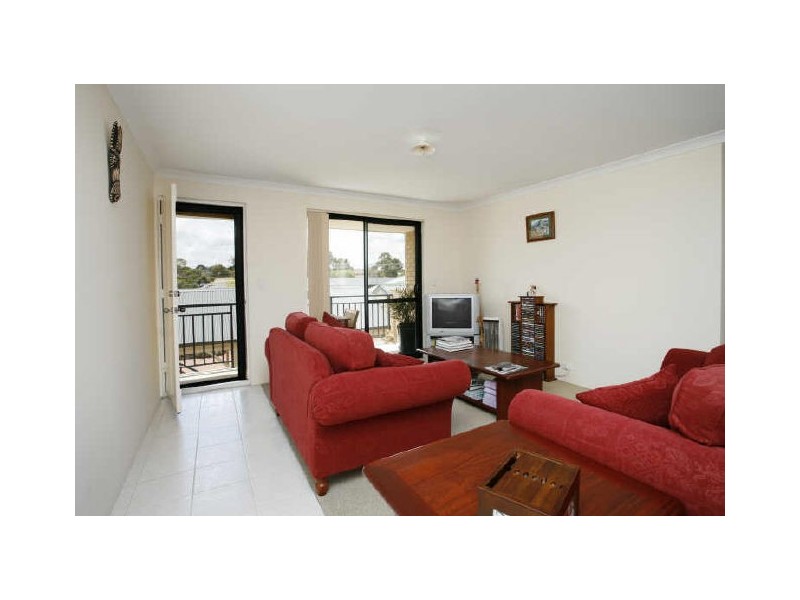 12/89 Forrest Road, Hamilton Hill WA 6163