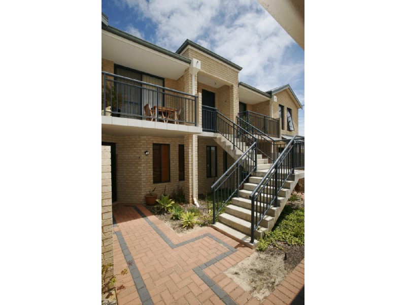 12/89 Forrest Road, Hamilton Hill WA 6163