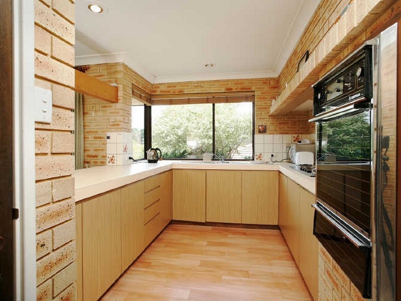 23 Gillett Drive, Kardinya WA 6163