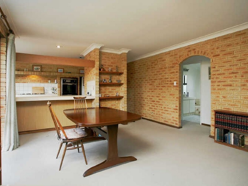 23 Gillett Drive, Kardinya WA 6163