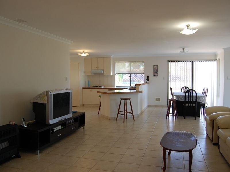 8 Galsworthy Place, Spearwood WA 6163